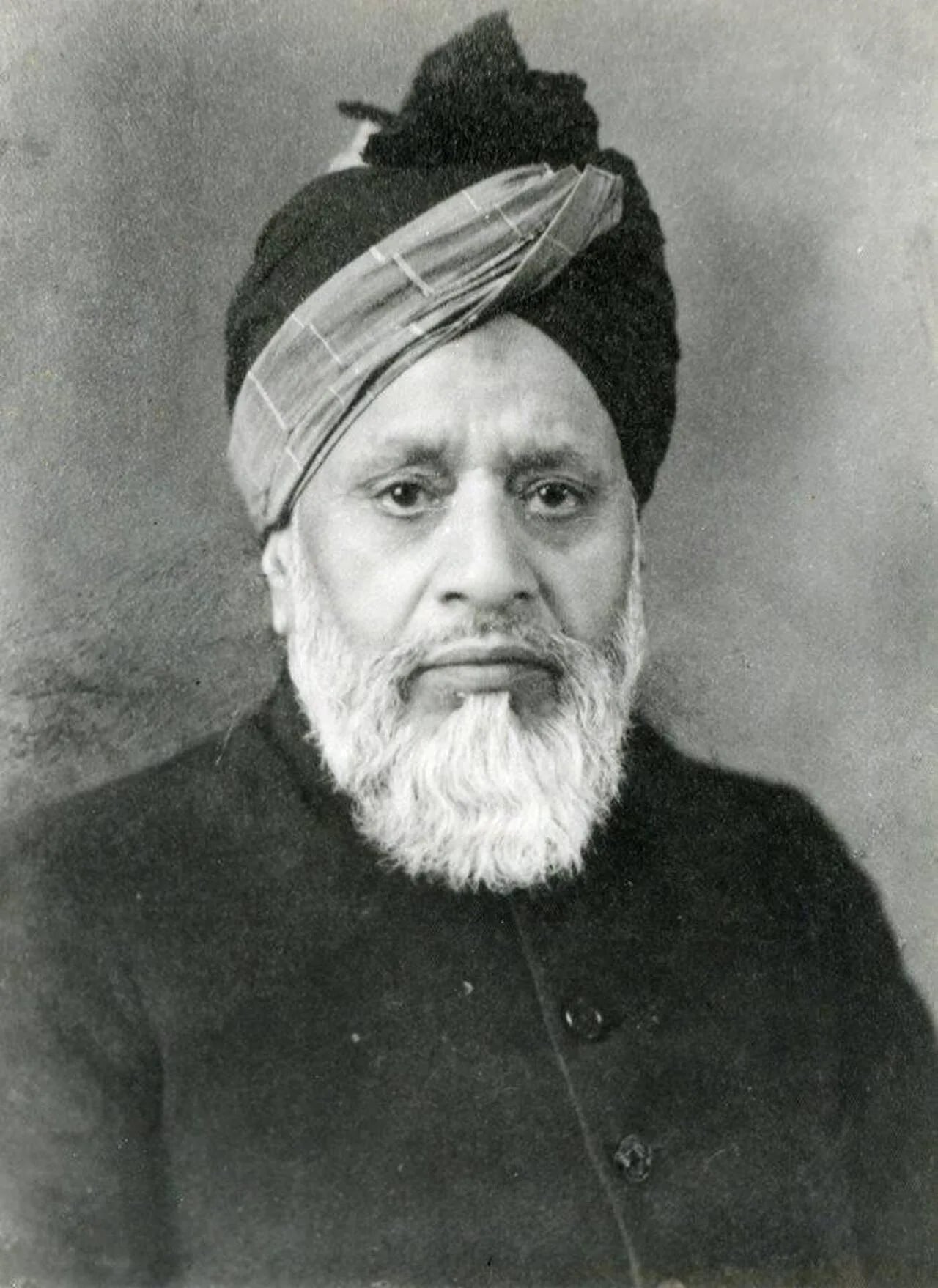 Portrait of Muhammad Ali (1874–1951) – memorial page