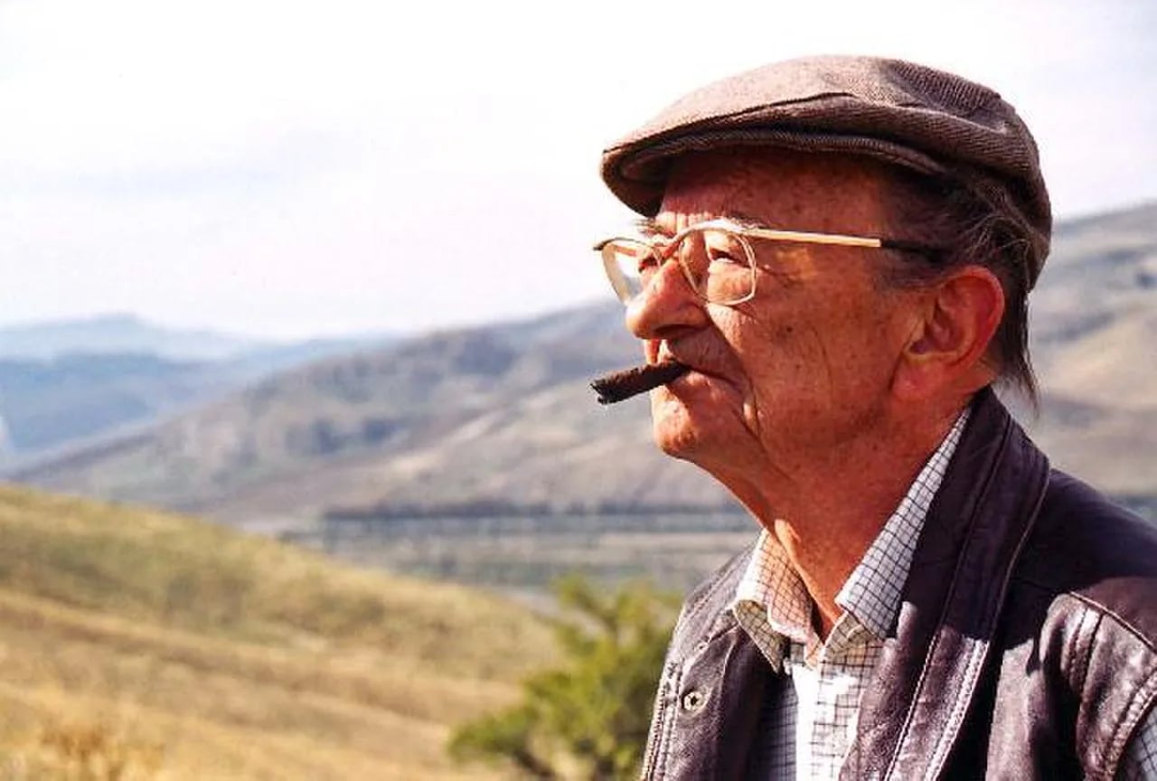 Portrait of Paul Meyer (1920–2007) – memorial page