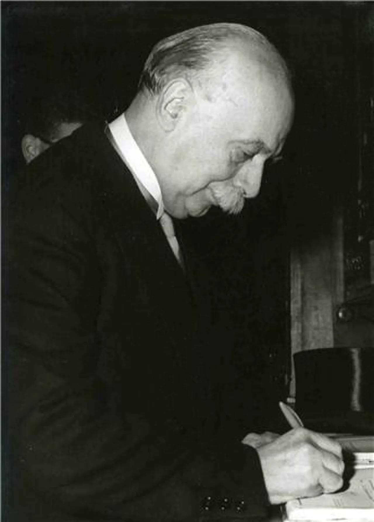 Portrait of Pierre-Eugène Fournier (1892–1972) – memorial page