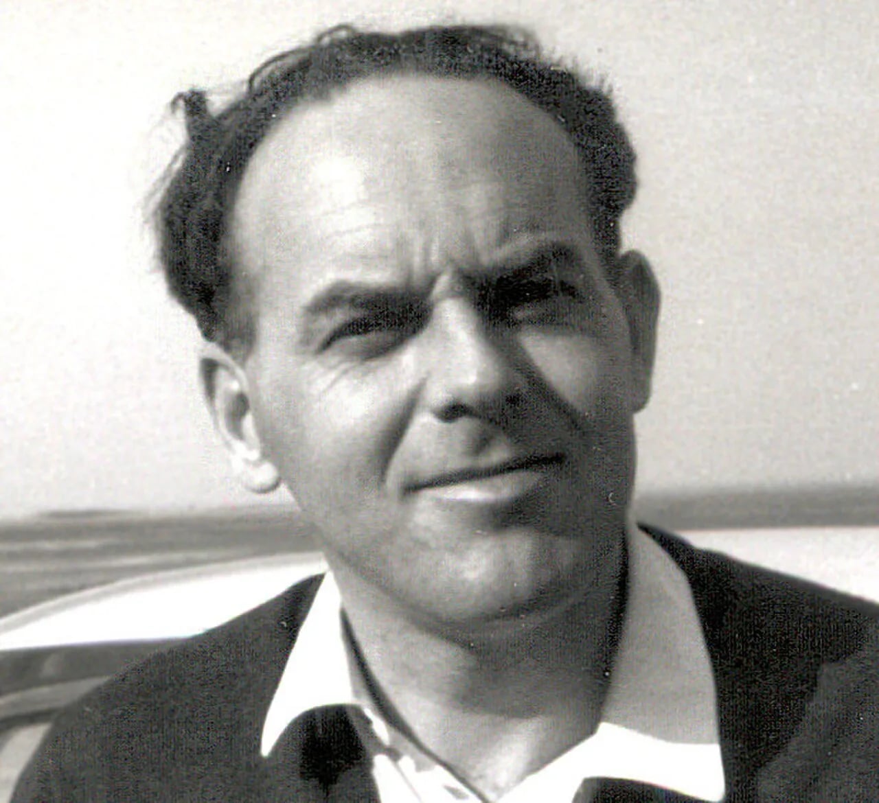 Portrait of Owain Owain (1929–1993) – memorial page