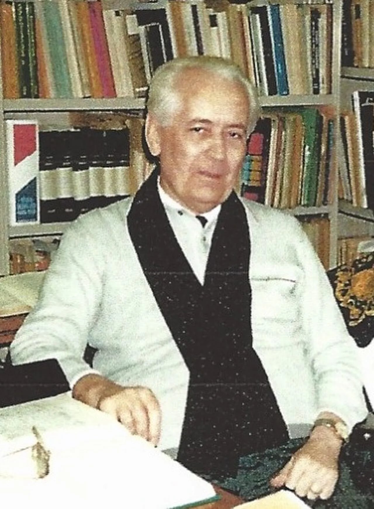 Portrait of Roger Le Déaut (1923–2000) – memorial page