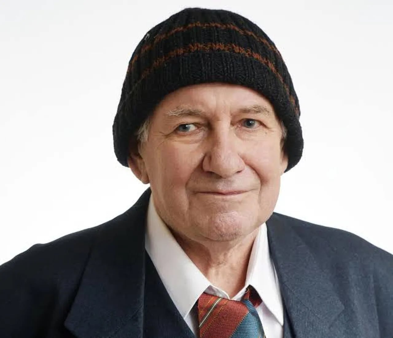 Porträt von Dezső Tandori (1938–2019) – Gedenkseite