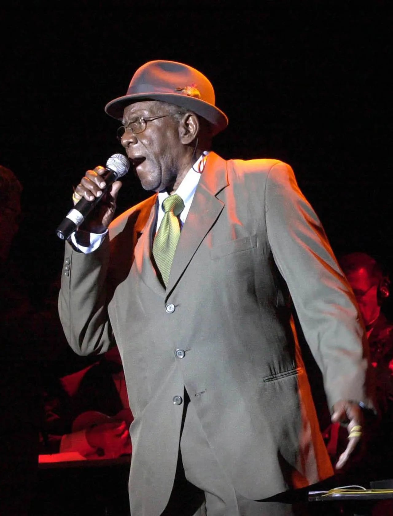 Porträt von Jamelão (1913–2008) – Gedenkseite