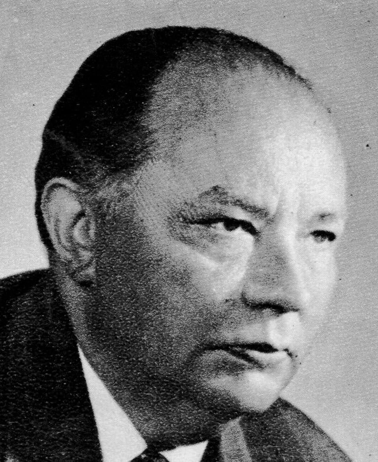 Portrait of Roland af Hällström (1905–1956) – memorial page