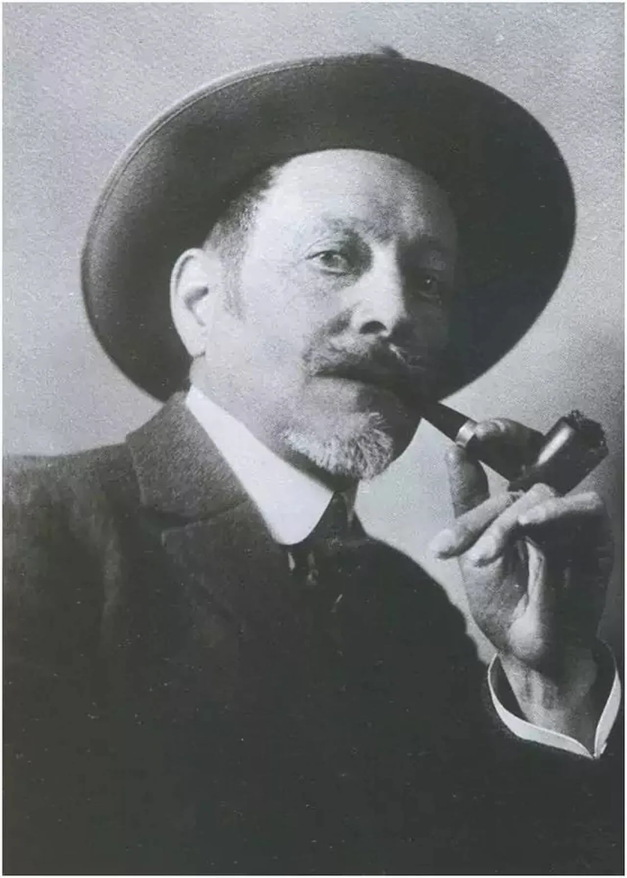 Portrait of Édouard de Bergevin (1861–1925) – memorial page