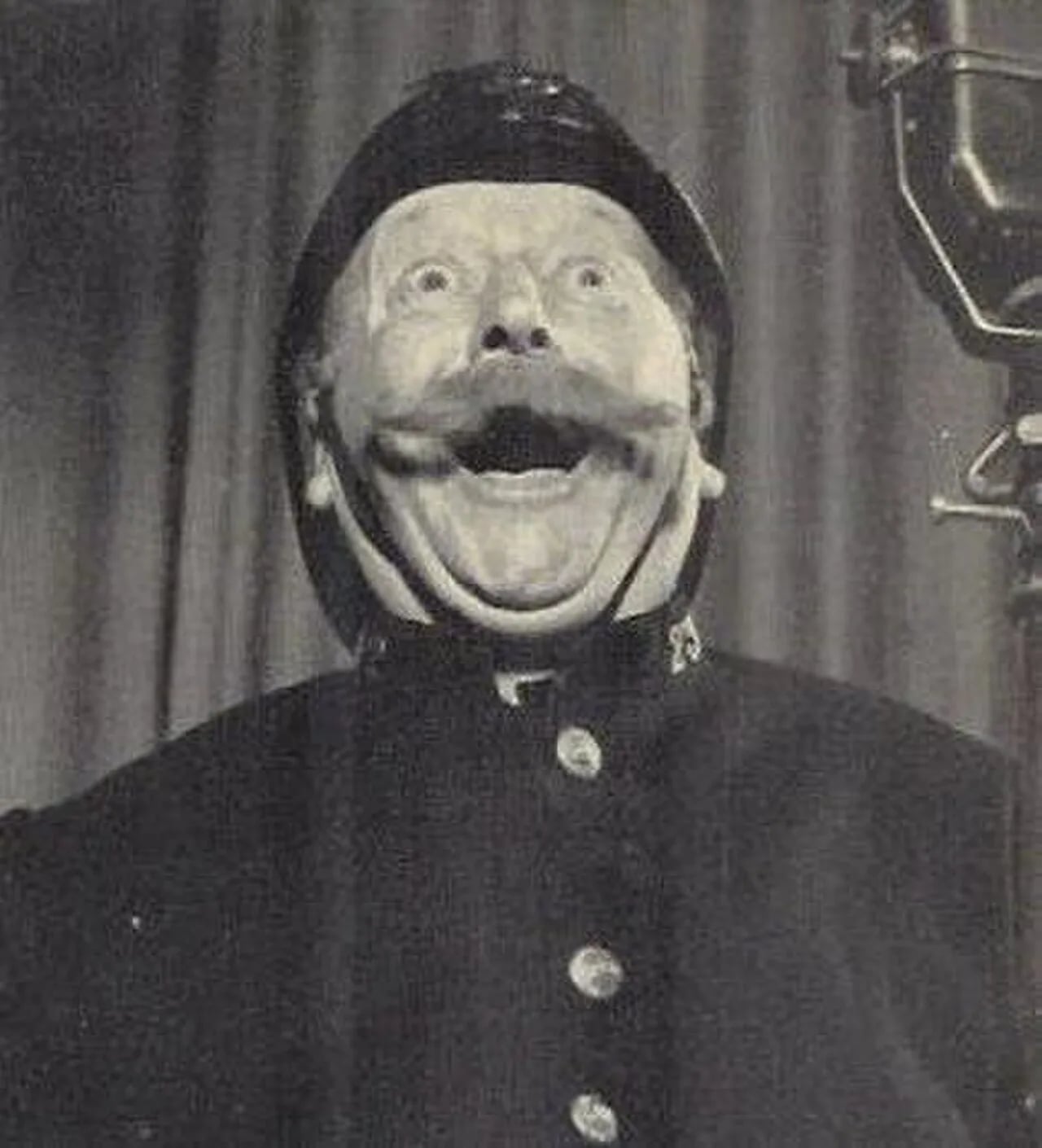 Porträt von Charles Penrose (1873–1952) – Gedenkseite