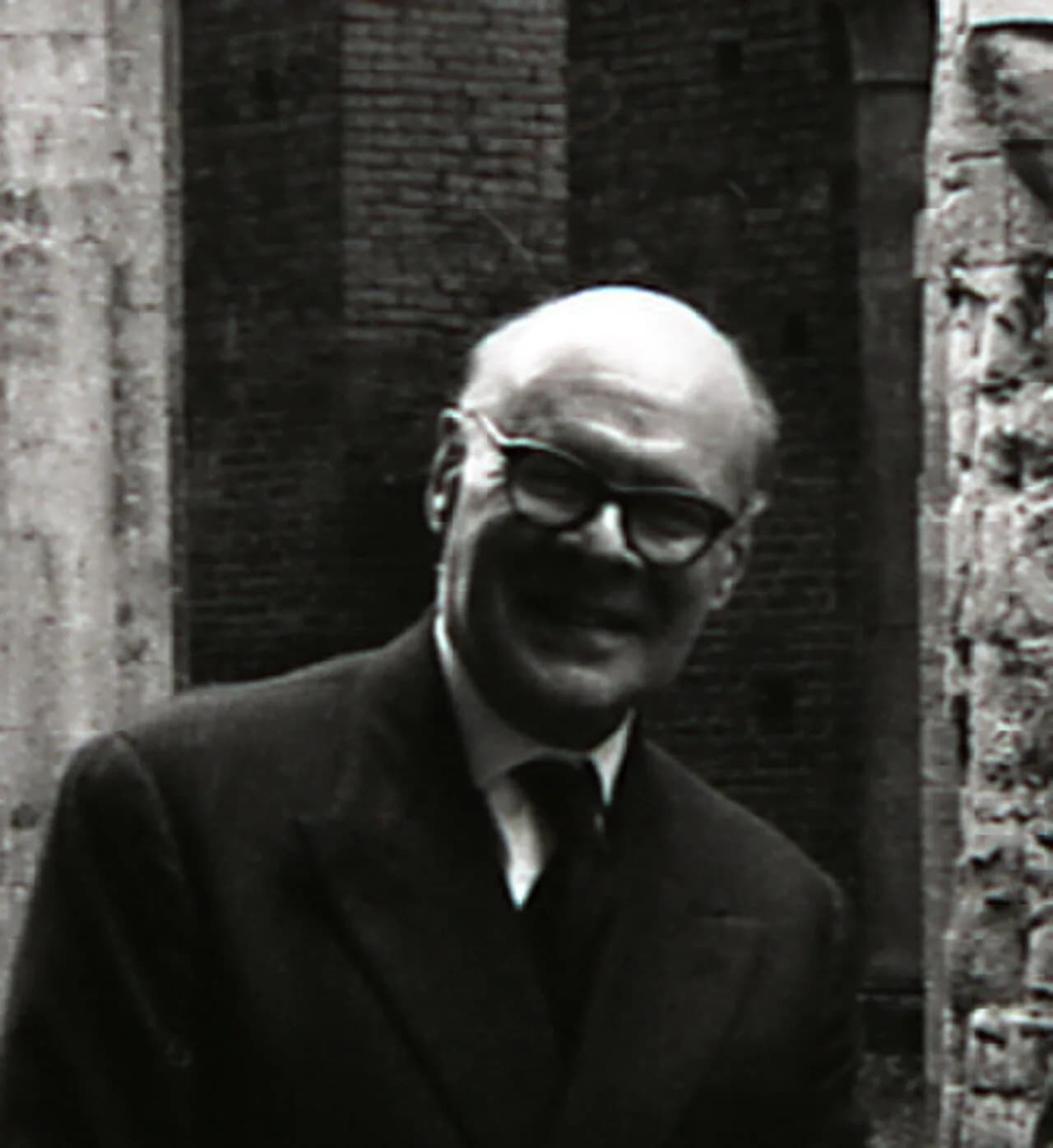 Denis Mahon