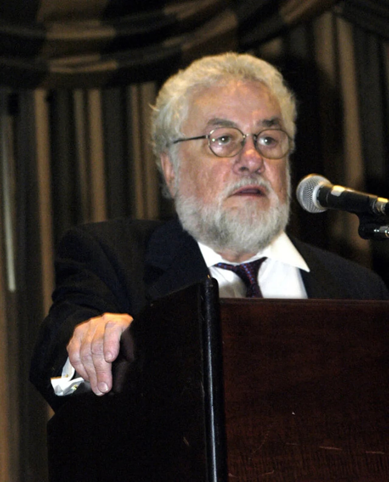 Porträt von Adrian Cronauer (1938–2018) – Gedenkseite