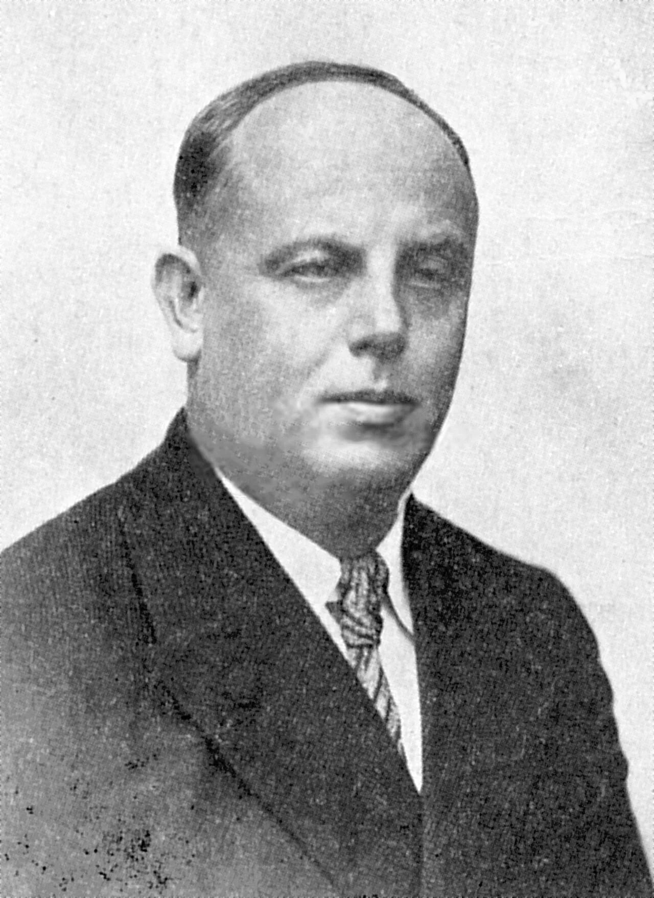 Portrait of Hendrik Adamson (1891–1946) – memorial page