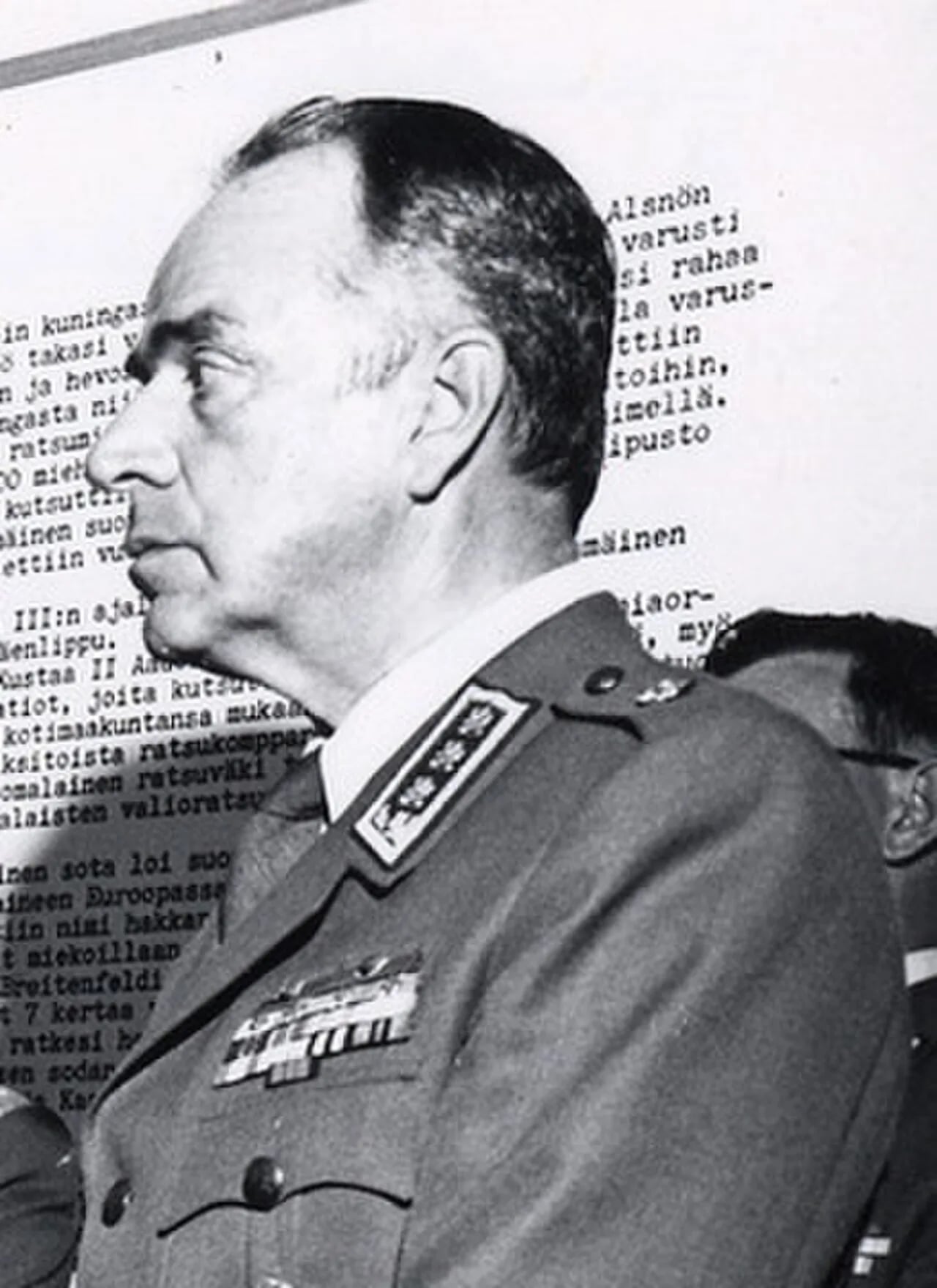 Porträt von Lauri Sutela (1918–2011) – Gedenkseite