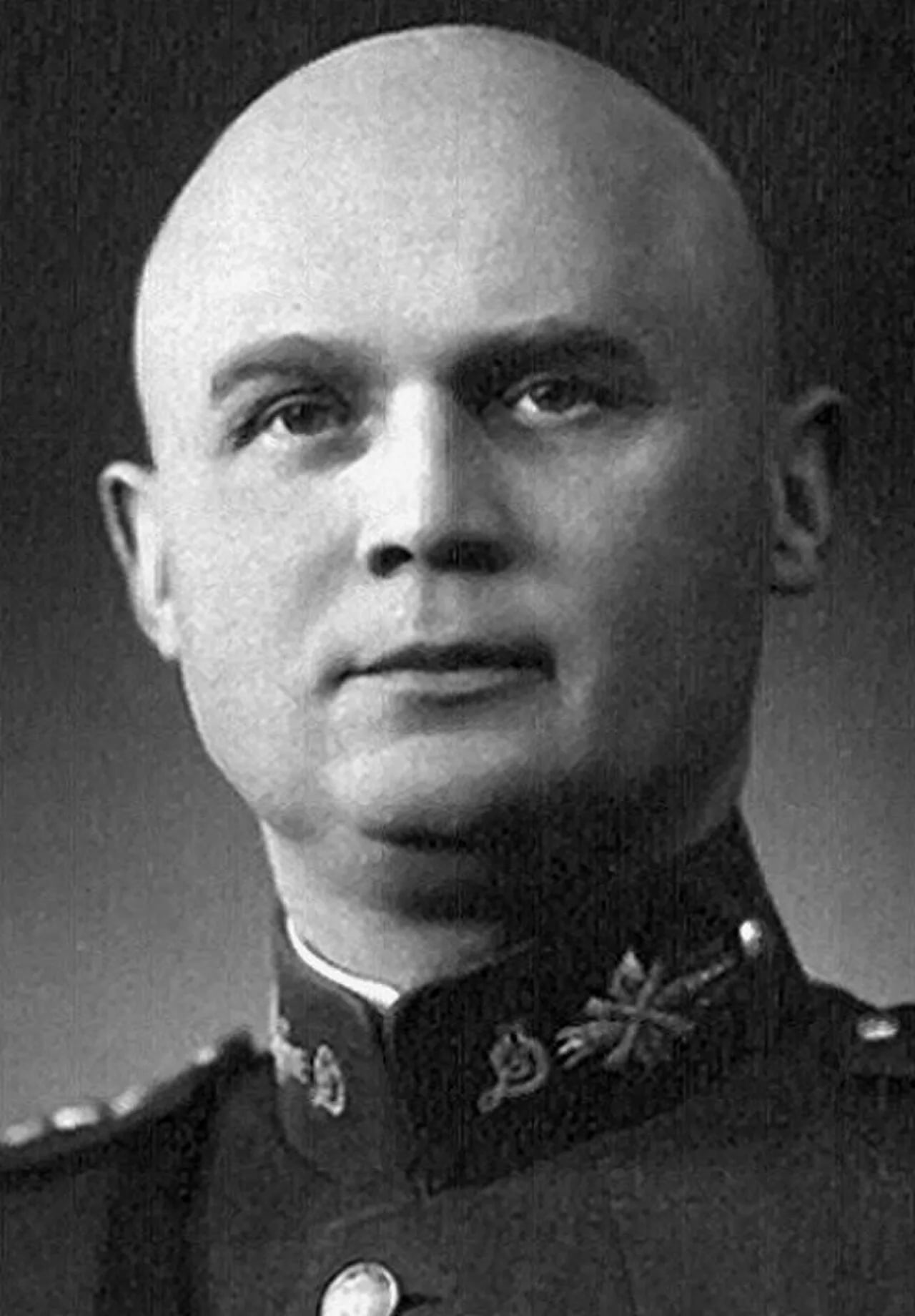 Portrait of August Traksmaa (1893–1942) – memorial page