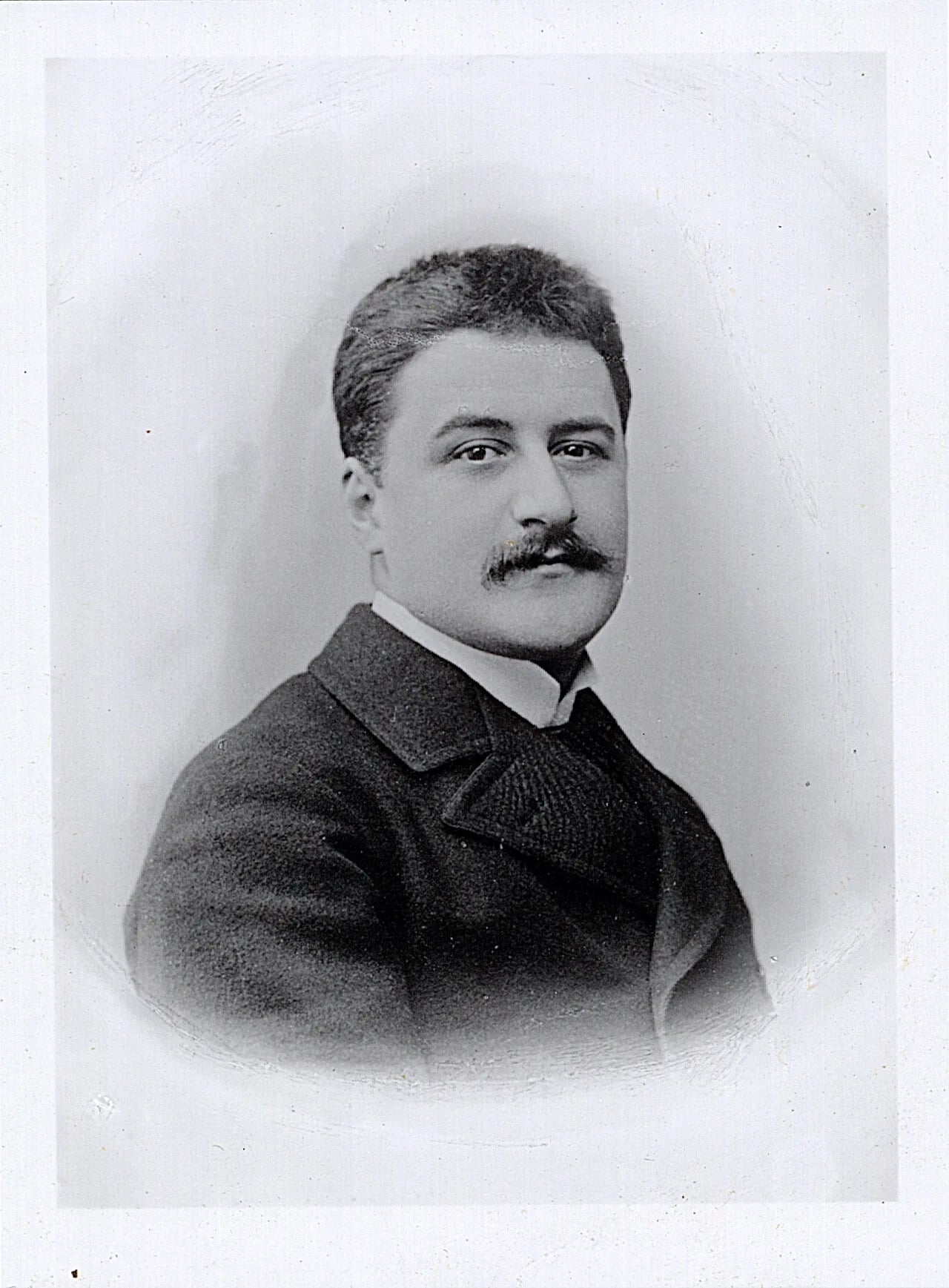 Porträt von Gustave Dumas (1872–1955) – Gedenkseite