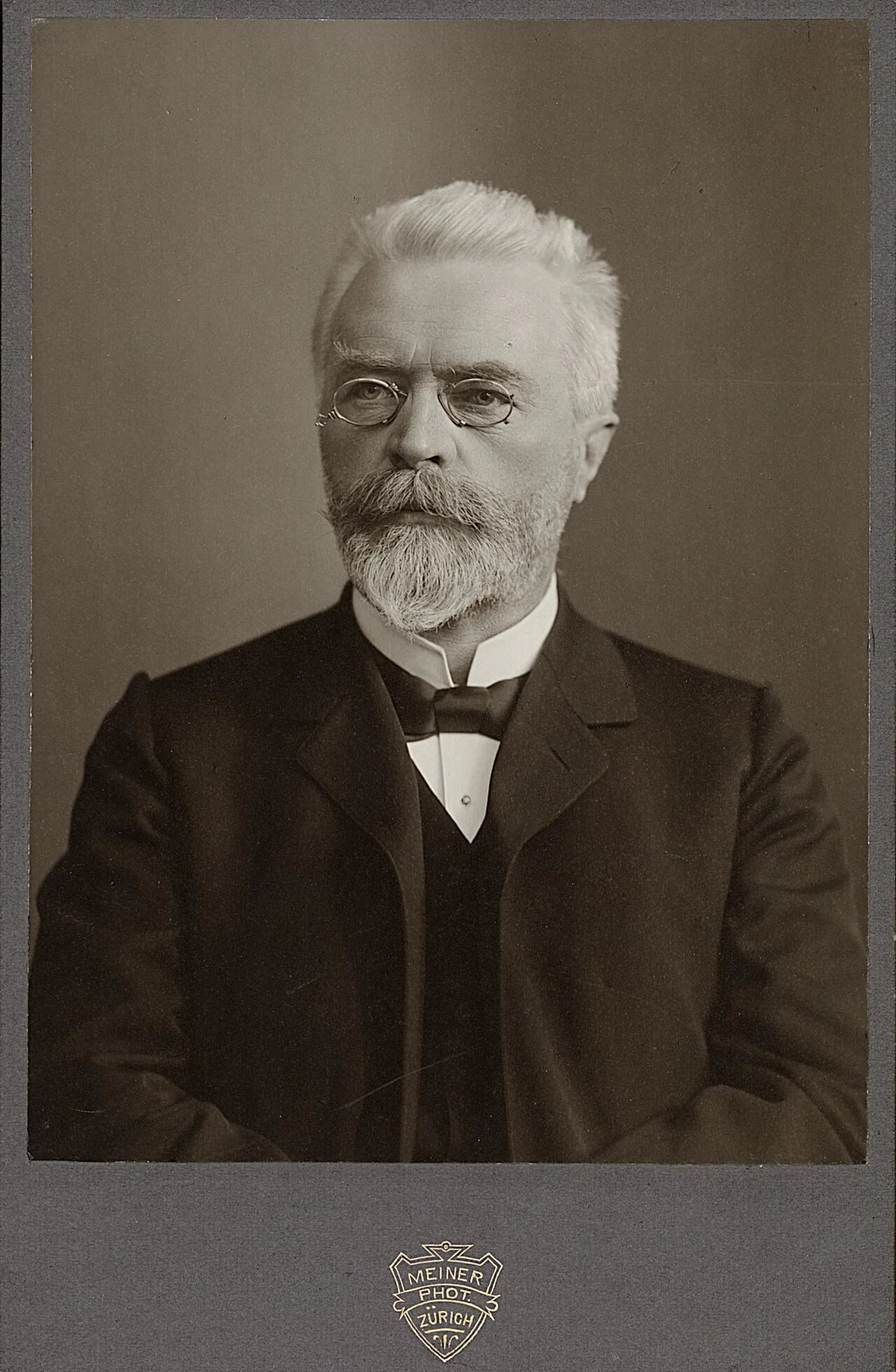 Porträt von Albin Herzog (1852–1909) – Gedenkseite