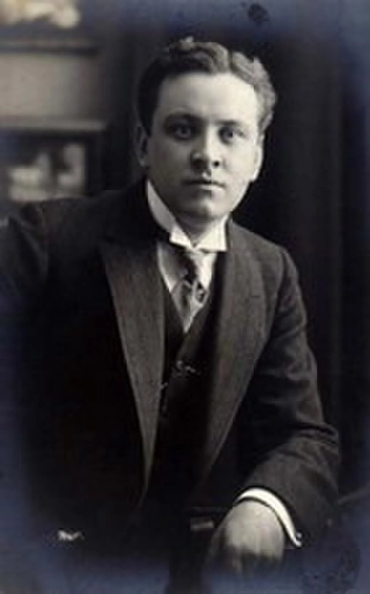 Porträt von Dmitrij Alekseevic Smirnov (1882–1944) – Gedenkseite