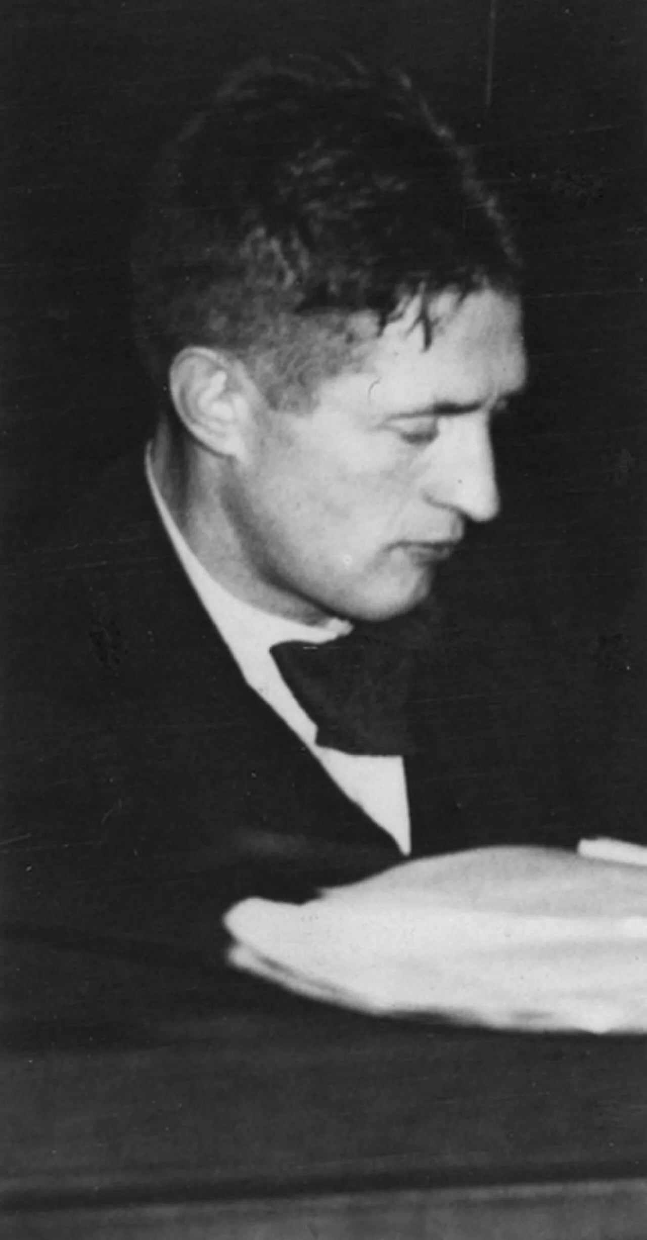 Portrait of Olaf Kullmann (1892–1942) – memorial page
