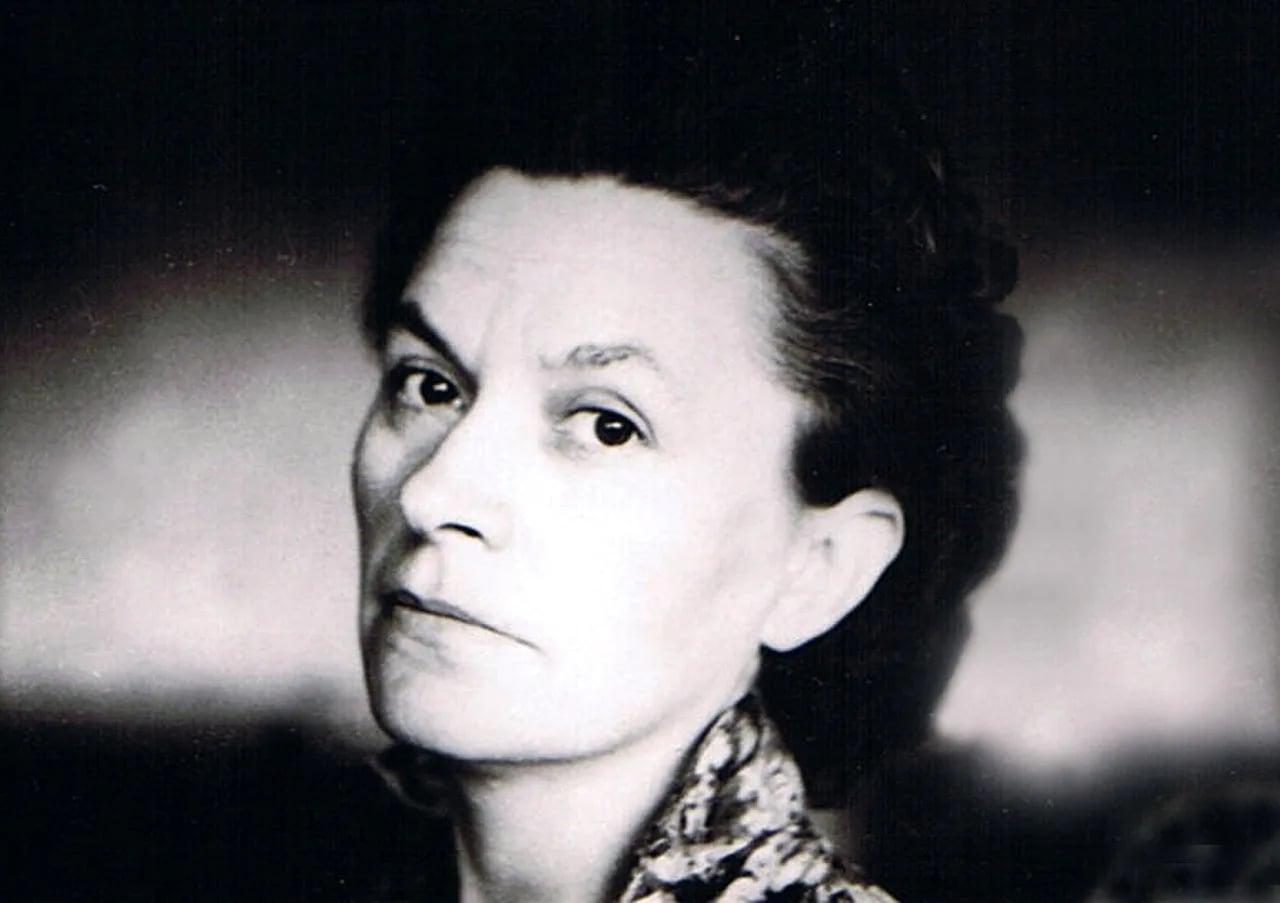 Portrait of Stela Teodorescu (1926–2008) – memorial page