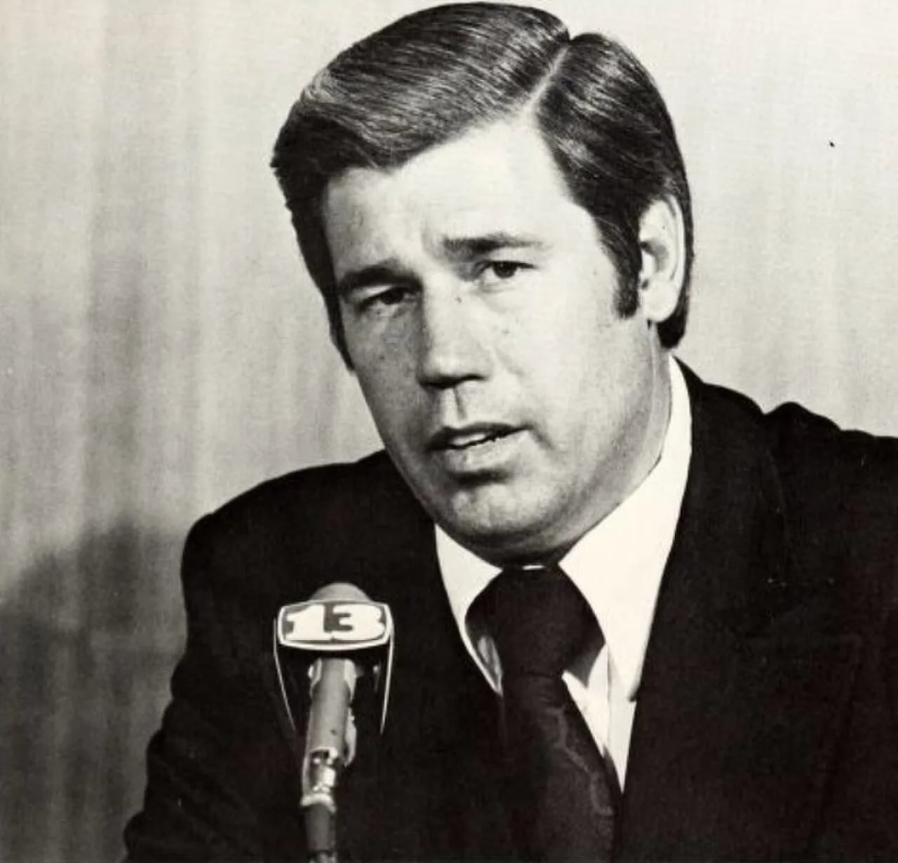 Porträt von Wayne Yates (1937–2022) – Gedenkseite