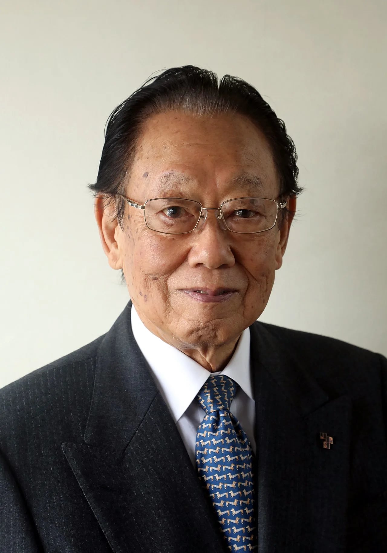 Portrait of Takeyoshi Tanuma (1929–2022) – memorial page