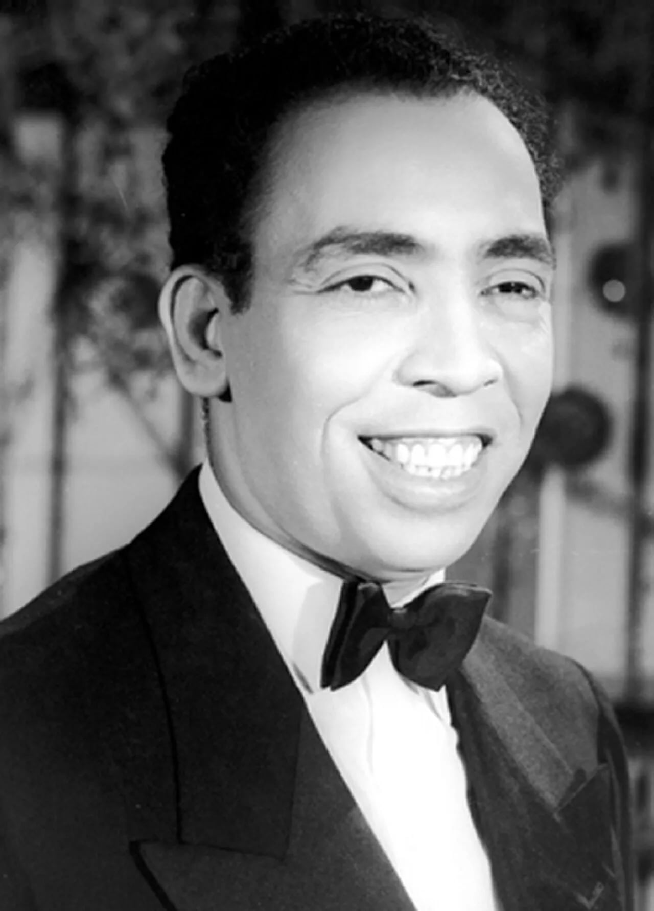 Portrait of Ismail Yasin (1912–1972) – memorial page