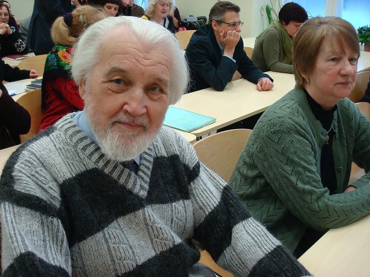 Portrait of Sergei Issakov (1931–2013) – memorial page