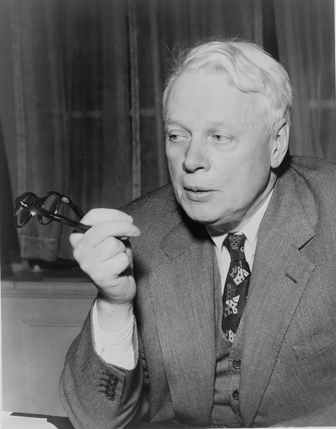 Portrait of Thomas Bertram Costain (1885–1965) – memorial page