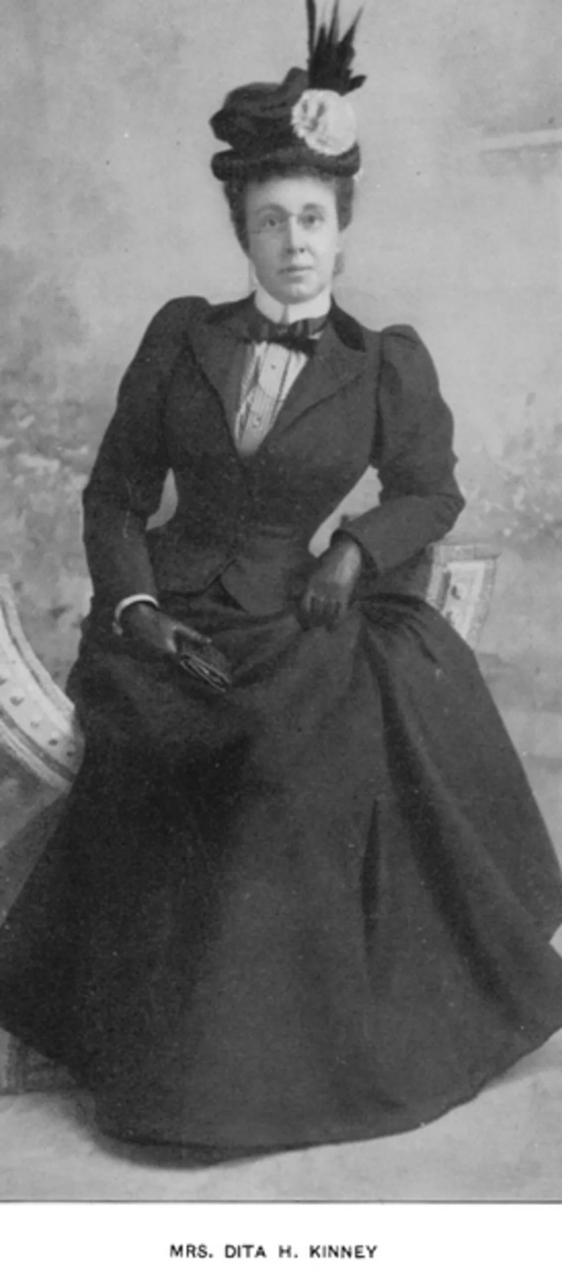 Portrait of Dita Hopkins Kinney (1855–1921) – memorial page