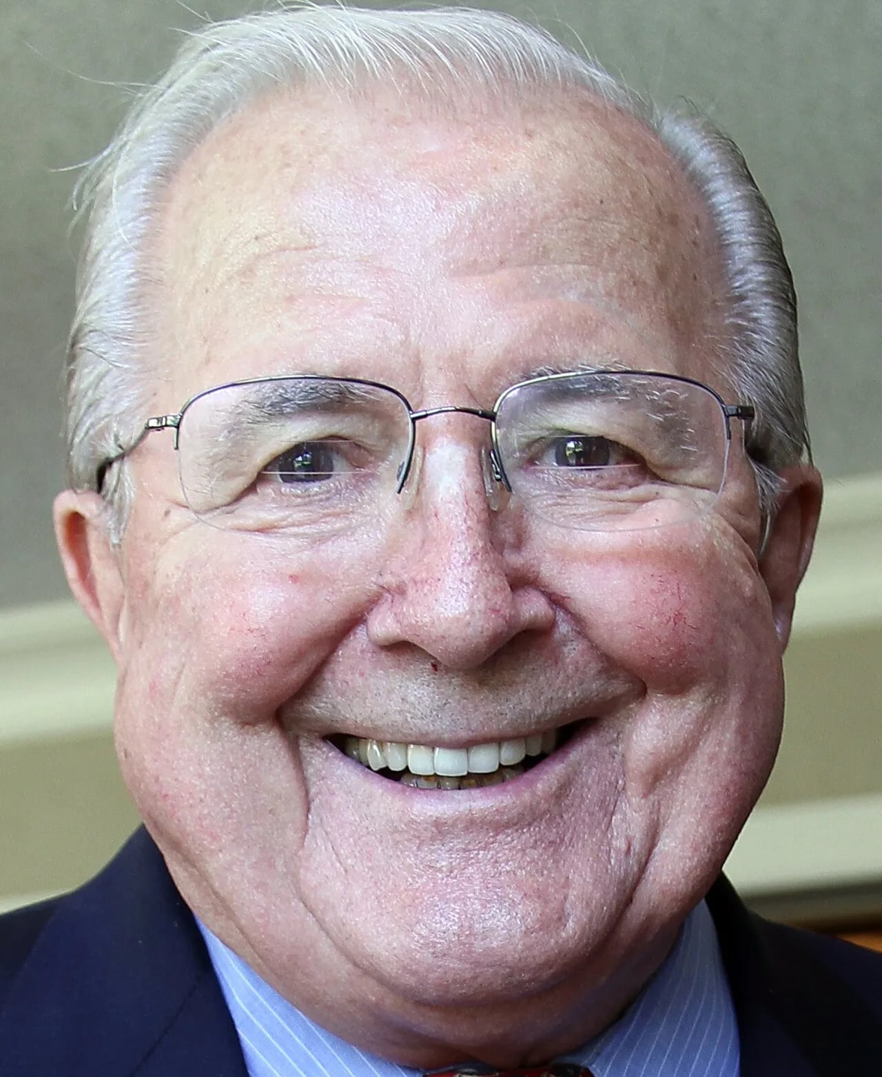 Porträt von Roman Gribbs (1925–2016) – Gedenkseite