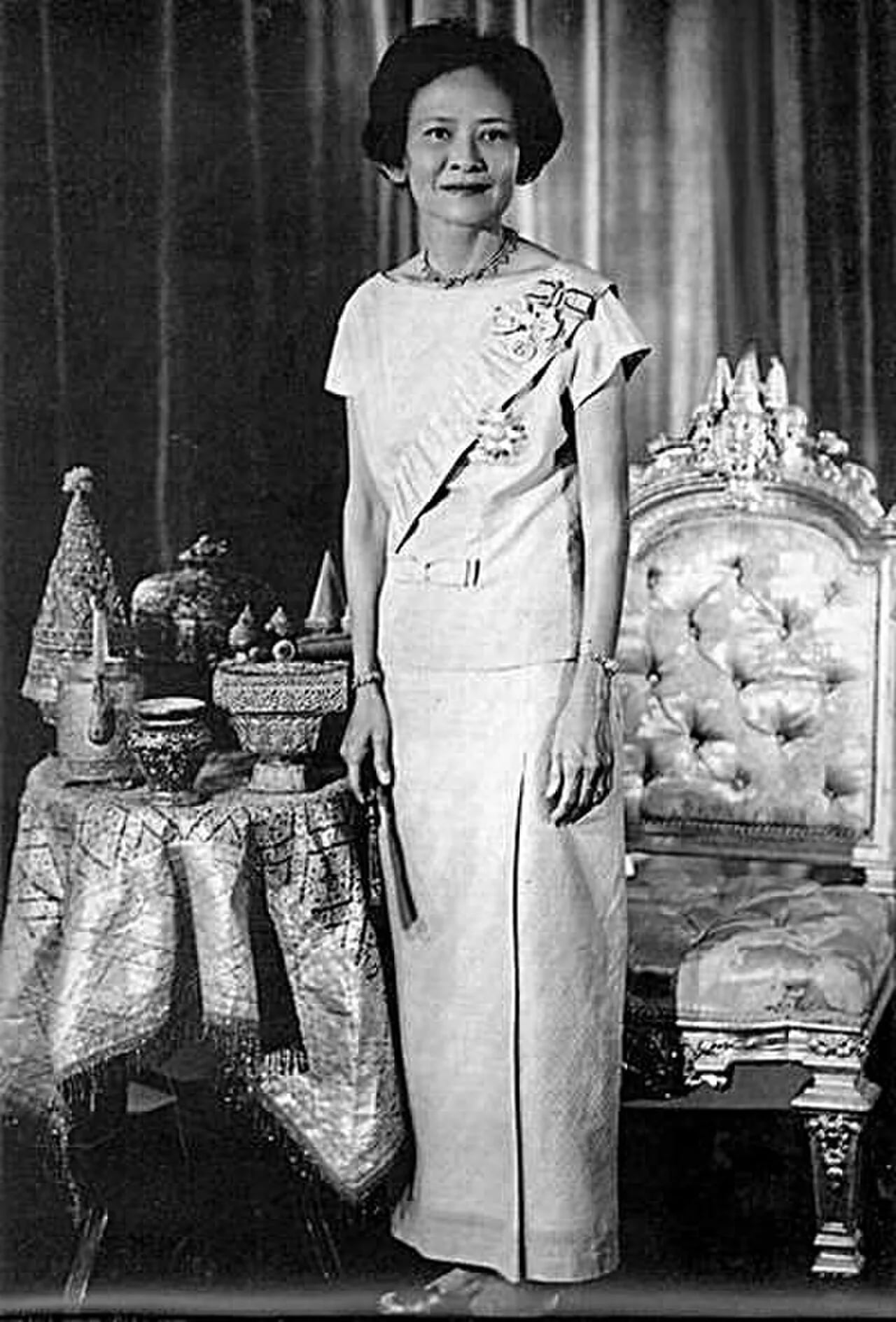 Portrait of Srinagarindra (1900–1995) – memorial page