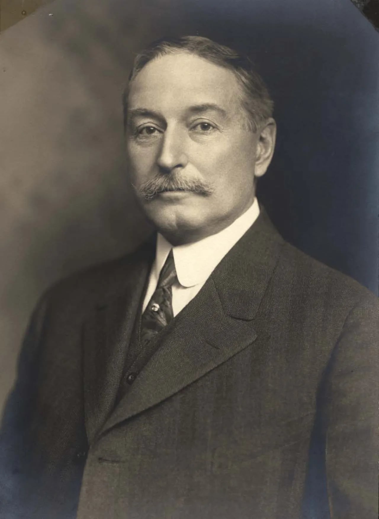 Portrait of John Brown Francis Herreshoff (1850–1932) – memorial page