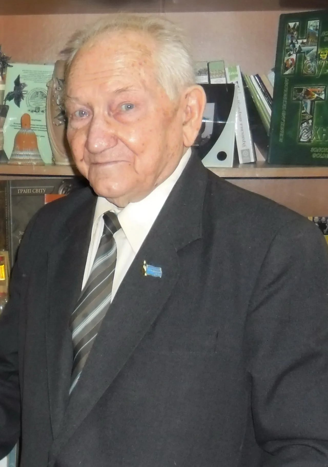 Porträt von Viktor Shatalov (1927–2020) – Gedenkseite