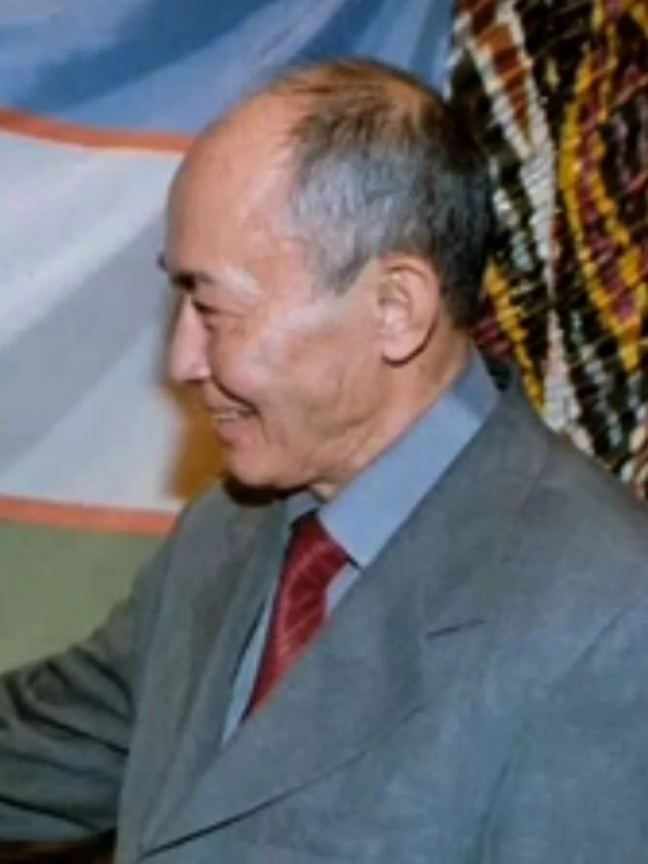 Portrait of Abdulla Oripov (1941–2016) – memorial page