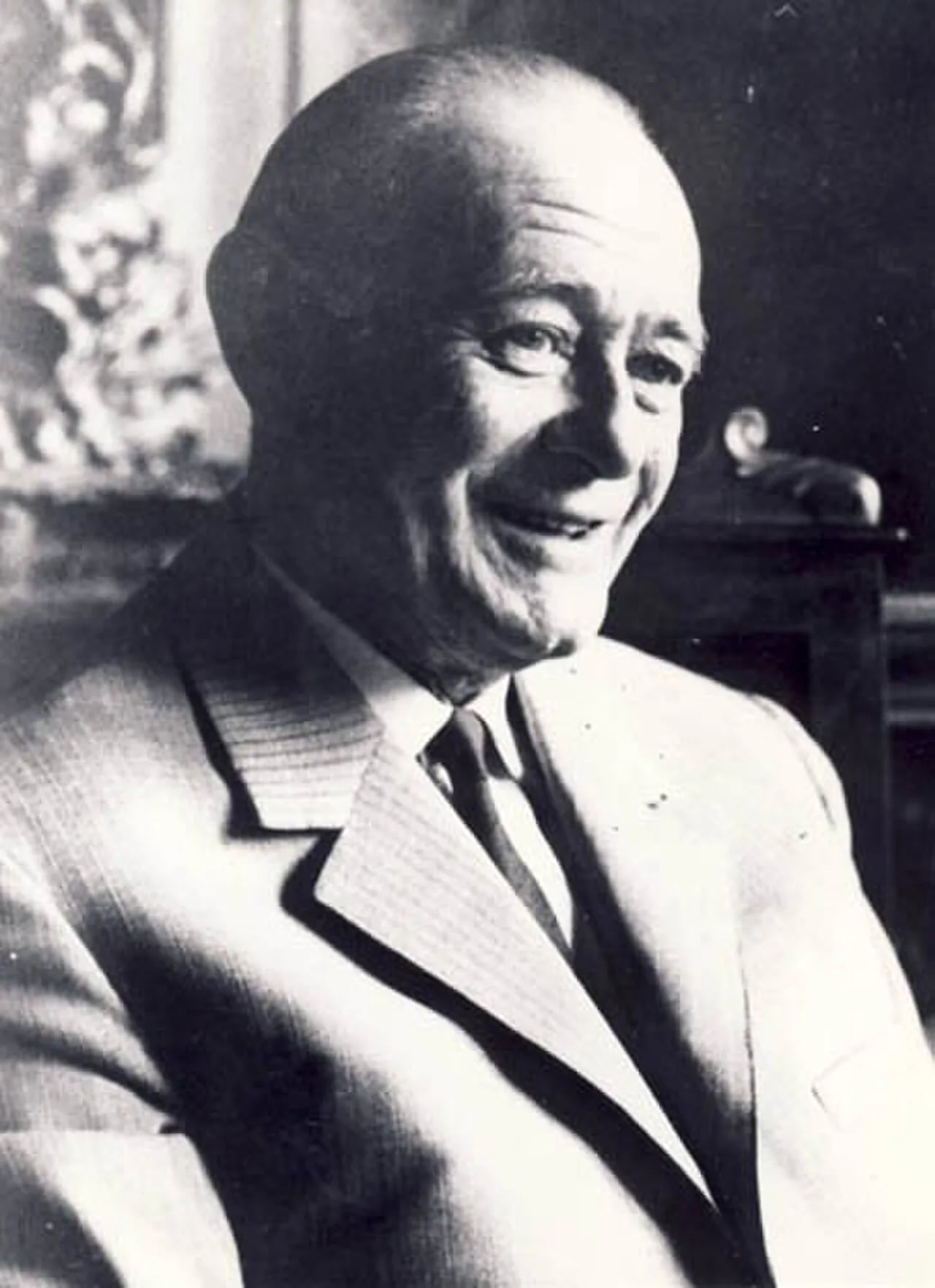Portrait of Tudor Mușatescu (1903–1970) – memorial page