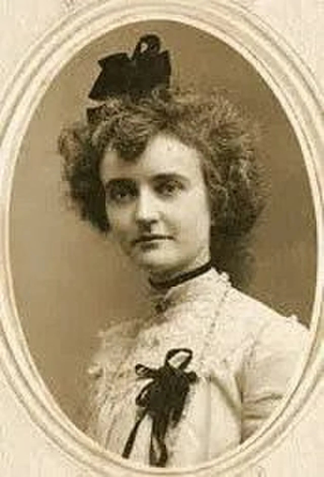 Portrait of Annie Dale Biddle Andrews (1885–1940) – memorial page