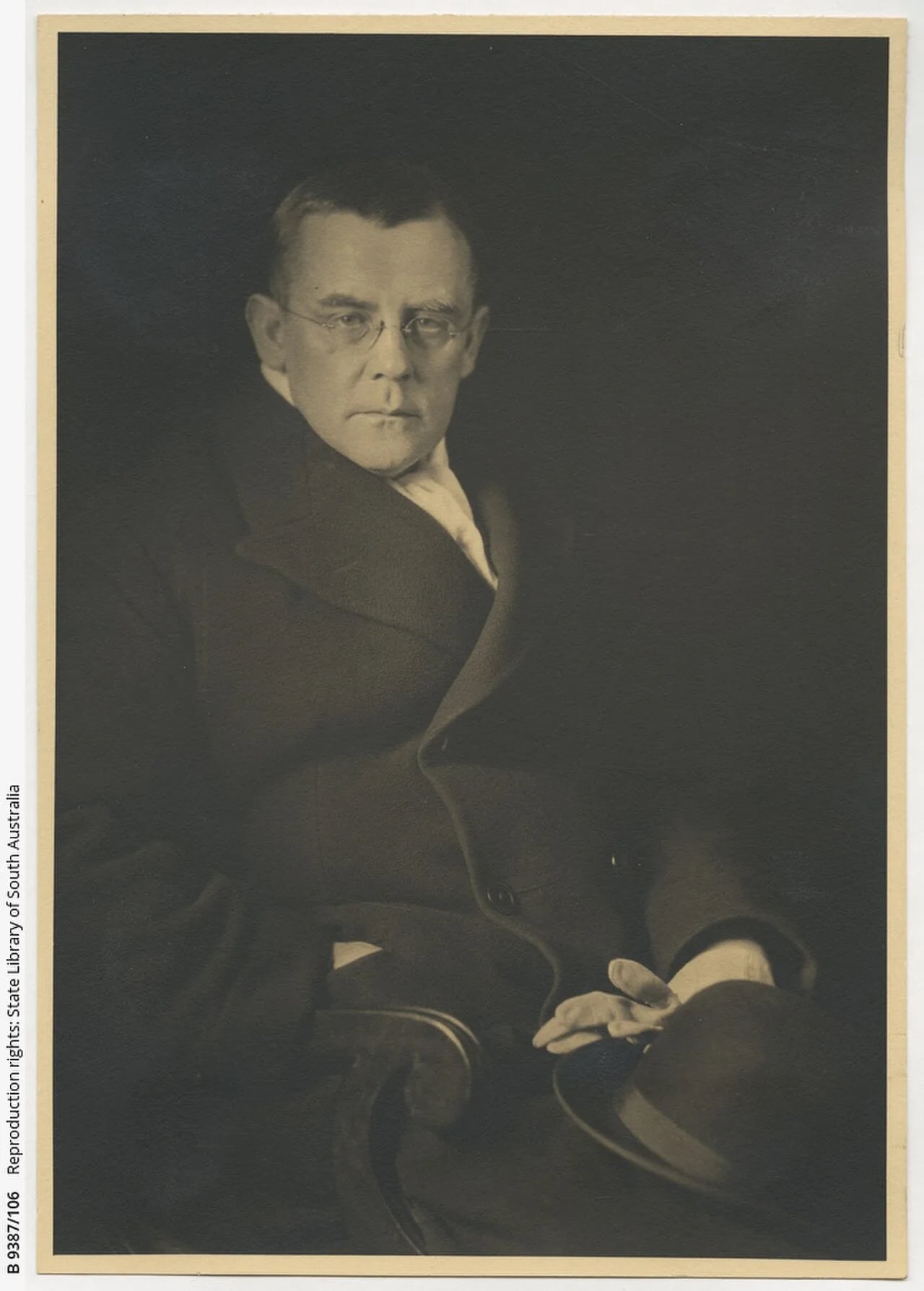 Portrait of Archibald Strong (1876–1930) – memorial page