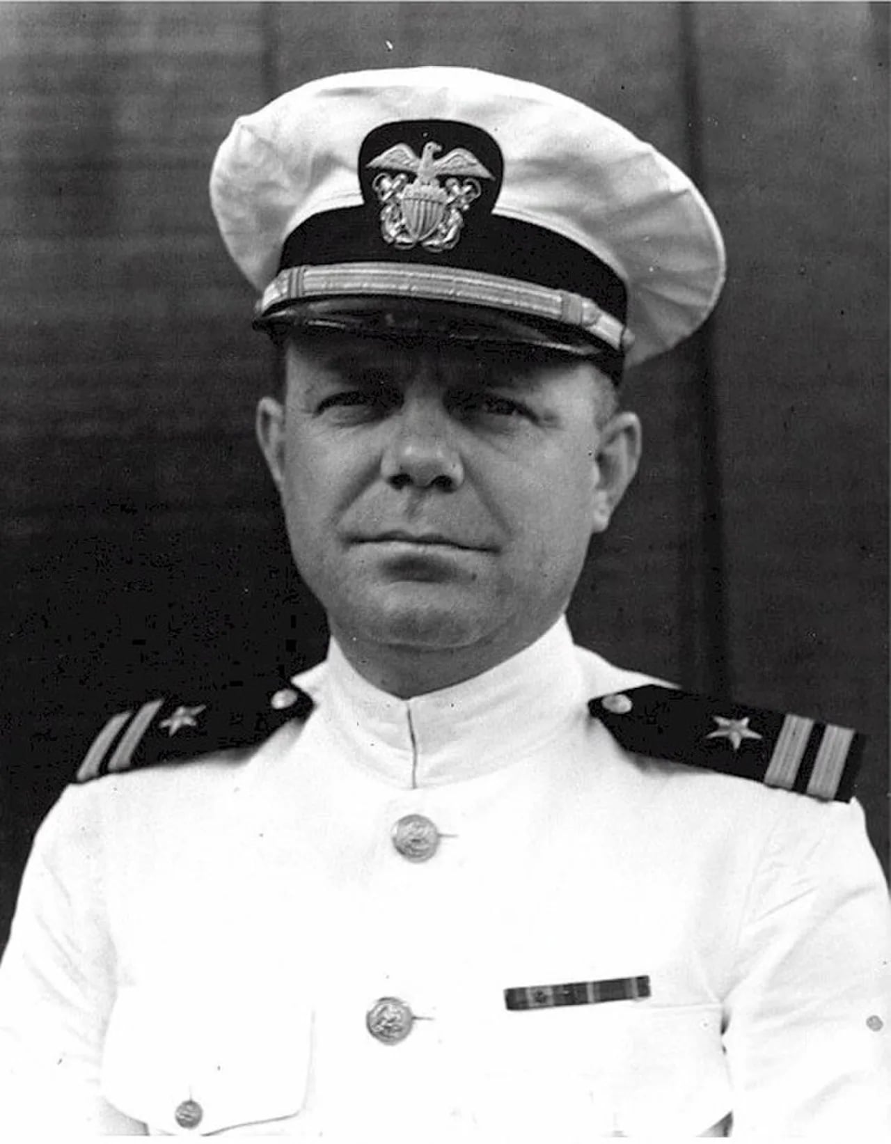 Portrait of Arnold E. True (1901–1979) – memorial page