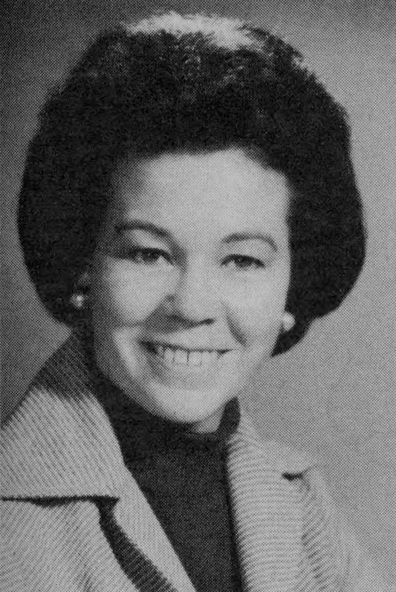 Portrait of Betty Roberts (1923–2011) – memorial page
