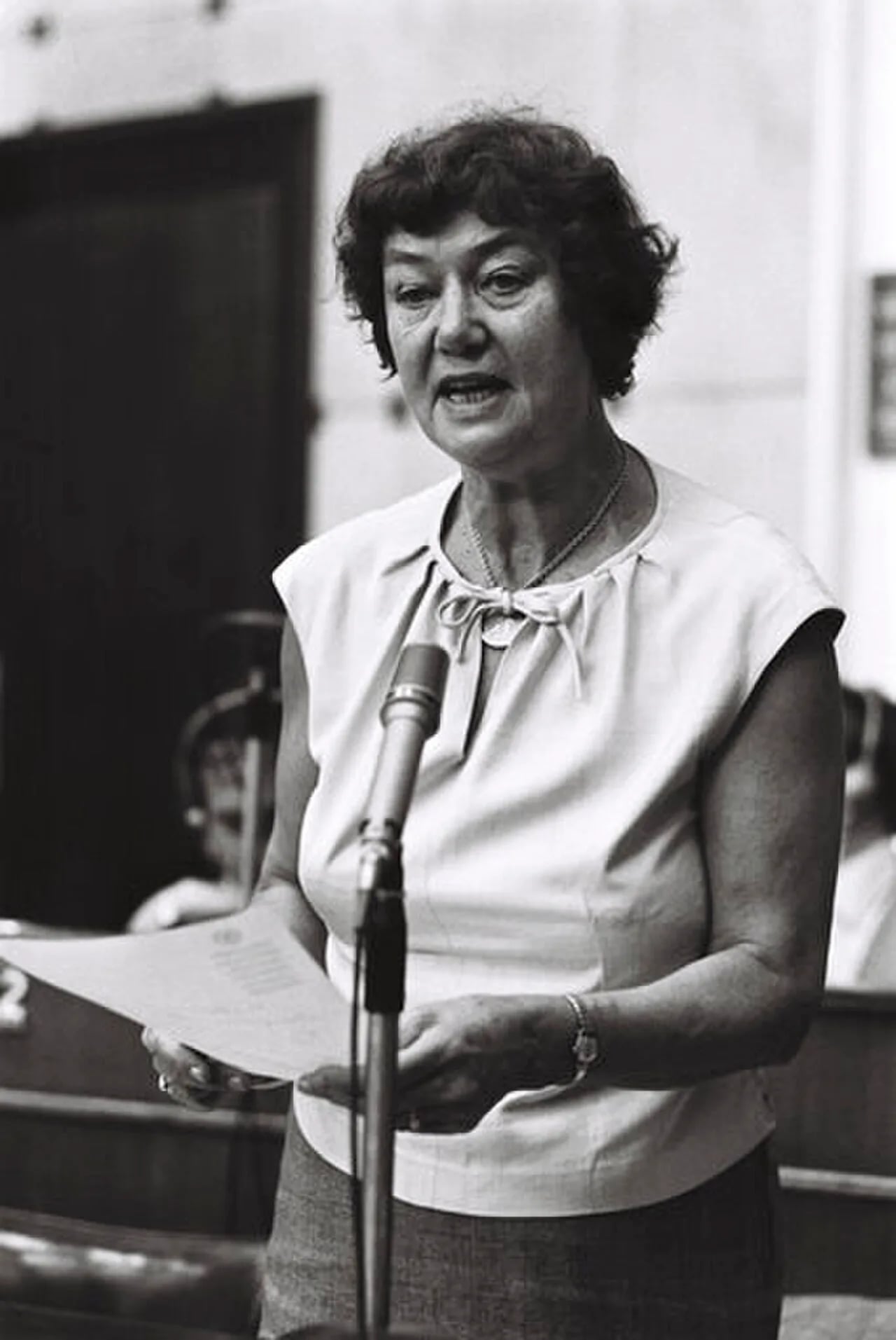 Portrait of Edele Kruchow (1915–1989) – memorial page