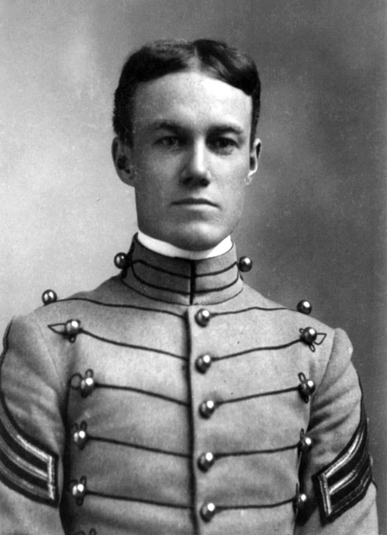 Portrait of Calvin Pearl Titus (1879–1966) – memorial page
