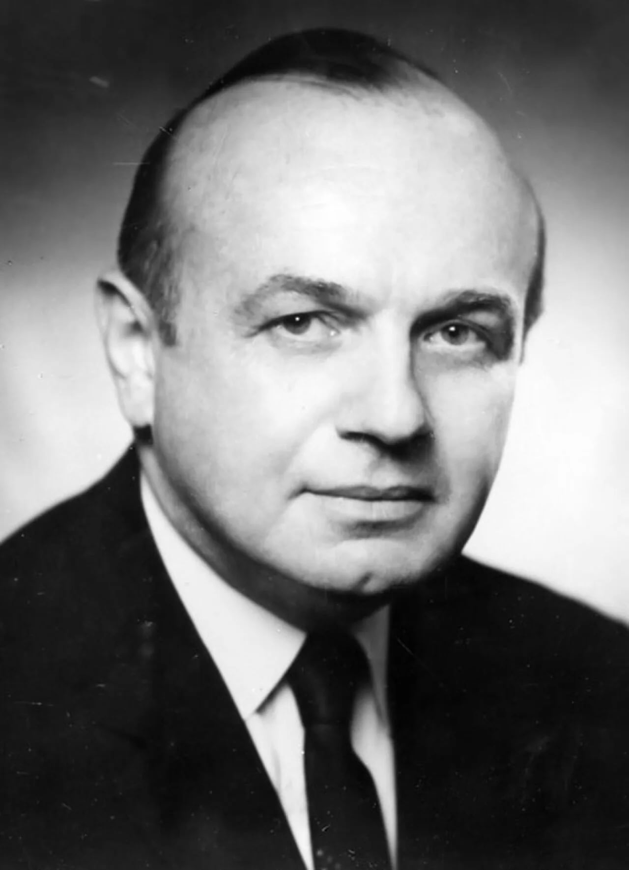 Portrait of Yosef Tekoah (1925–1991) – memorial page