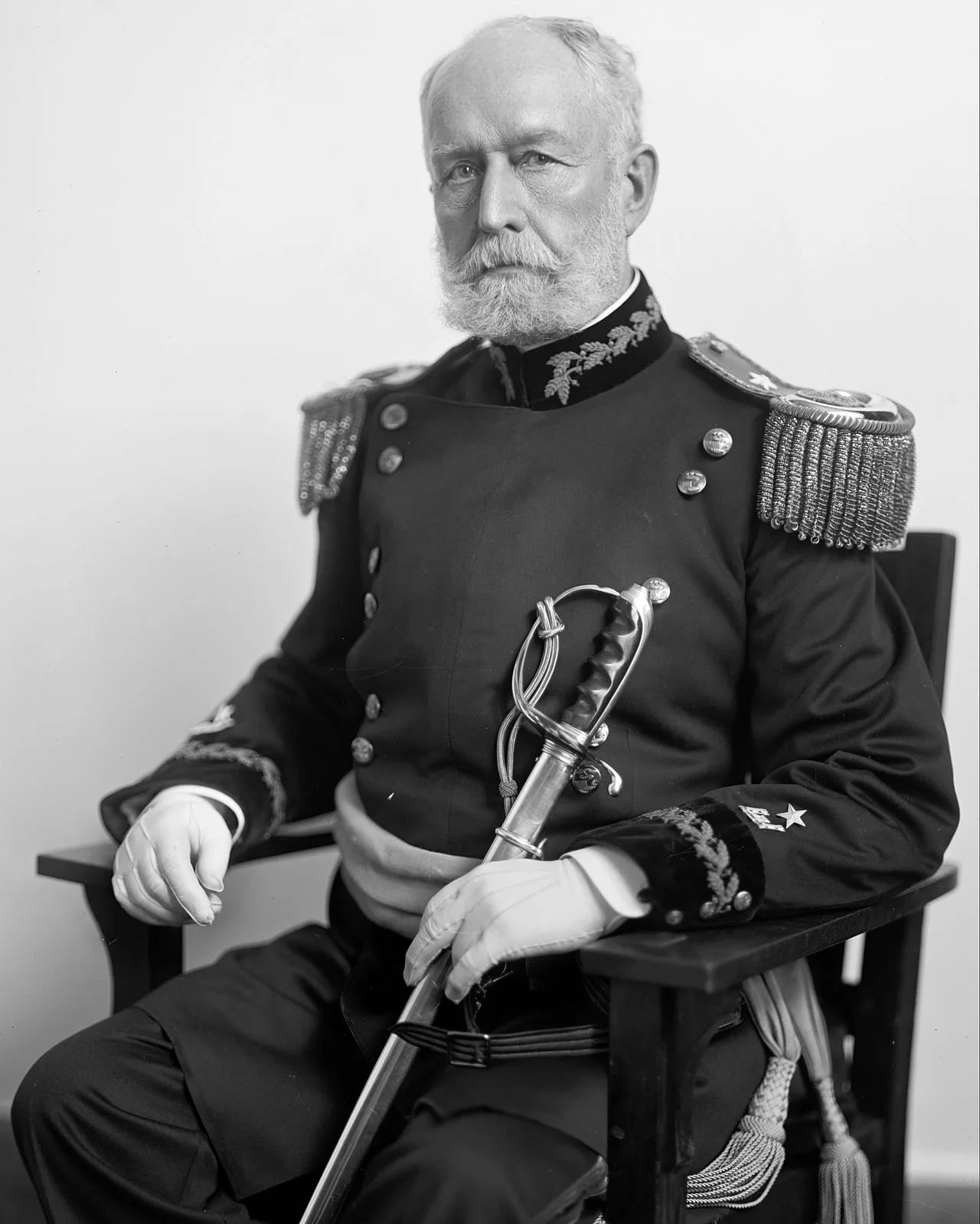 Porträt von Dan Christie Kingman (1852–1916) – Gedenkseite