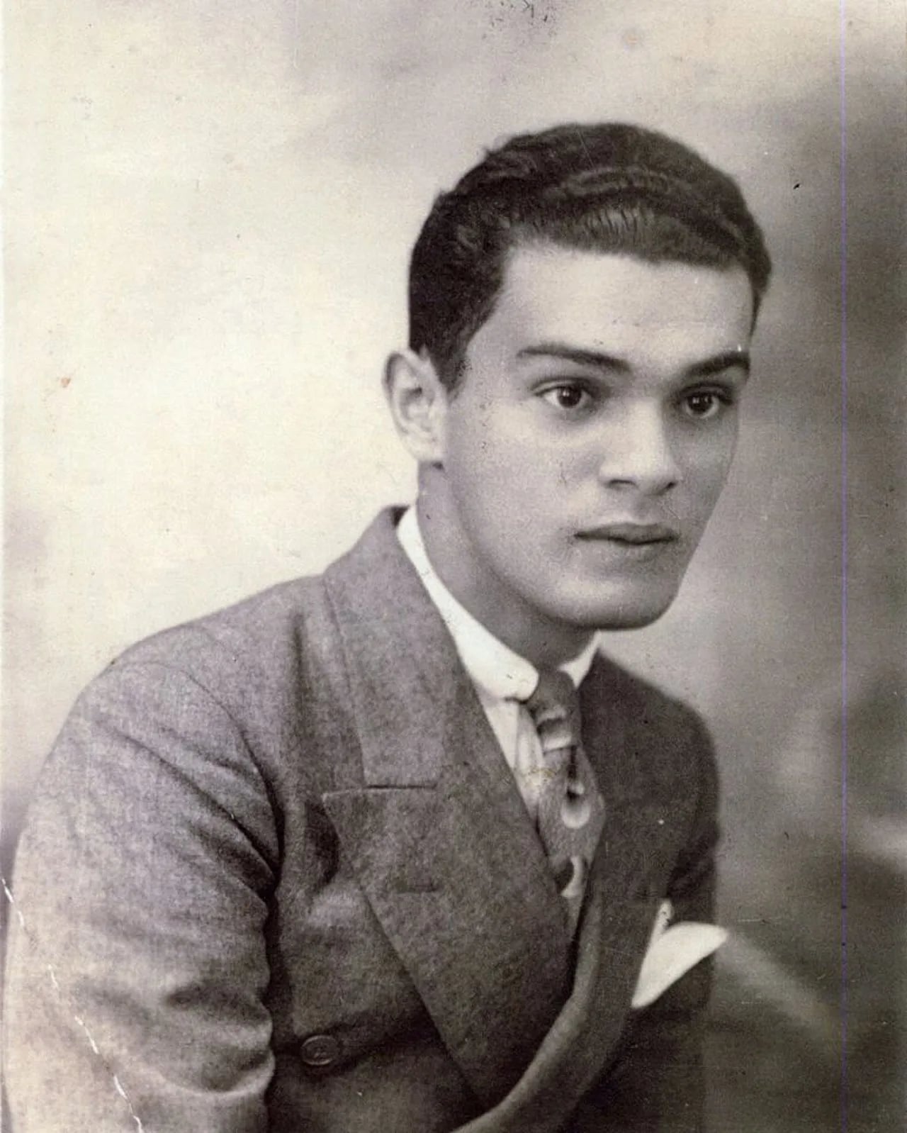 Portrait of Darío Suro (1917–1997) – memorial page