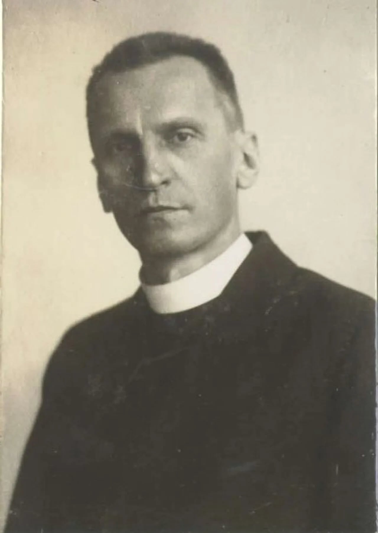 Porträt von Avguštin Stegenšek (1875–1920) – Gedenkseite