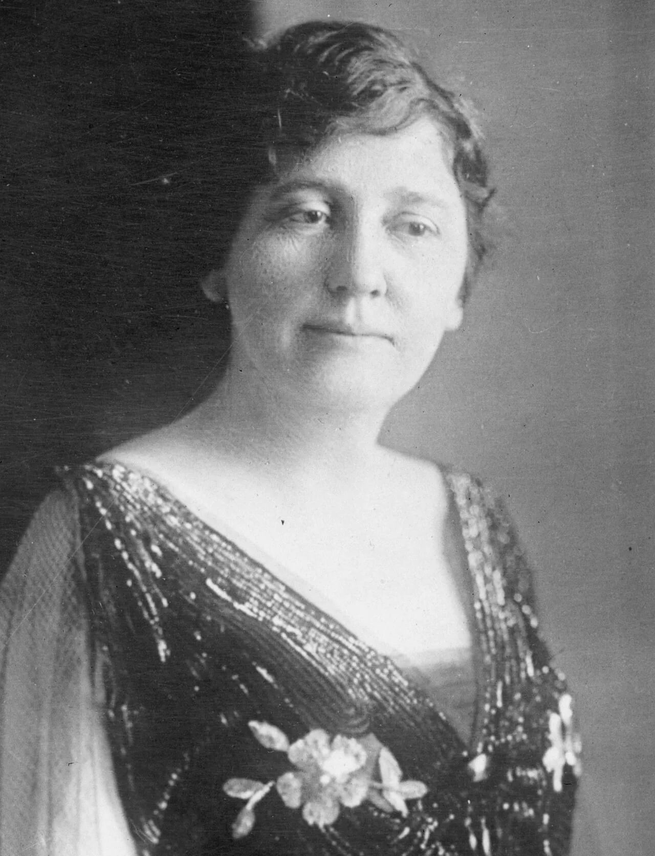 Portrait of Lois Irene Marshall (1873–1958) – memorial page