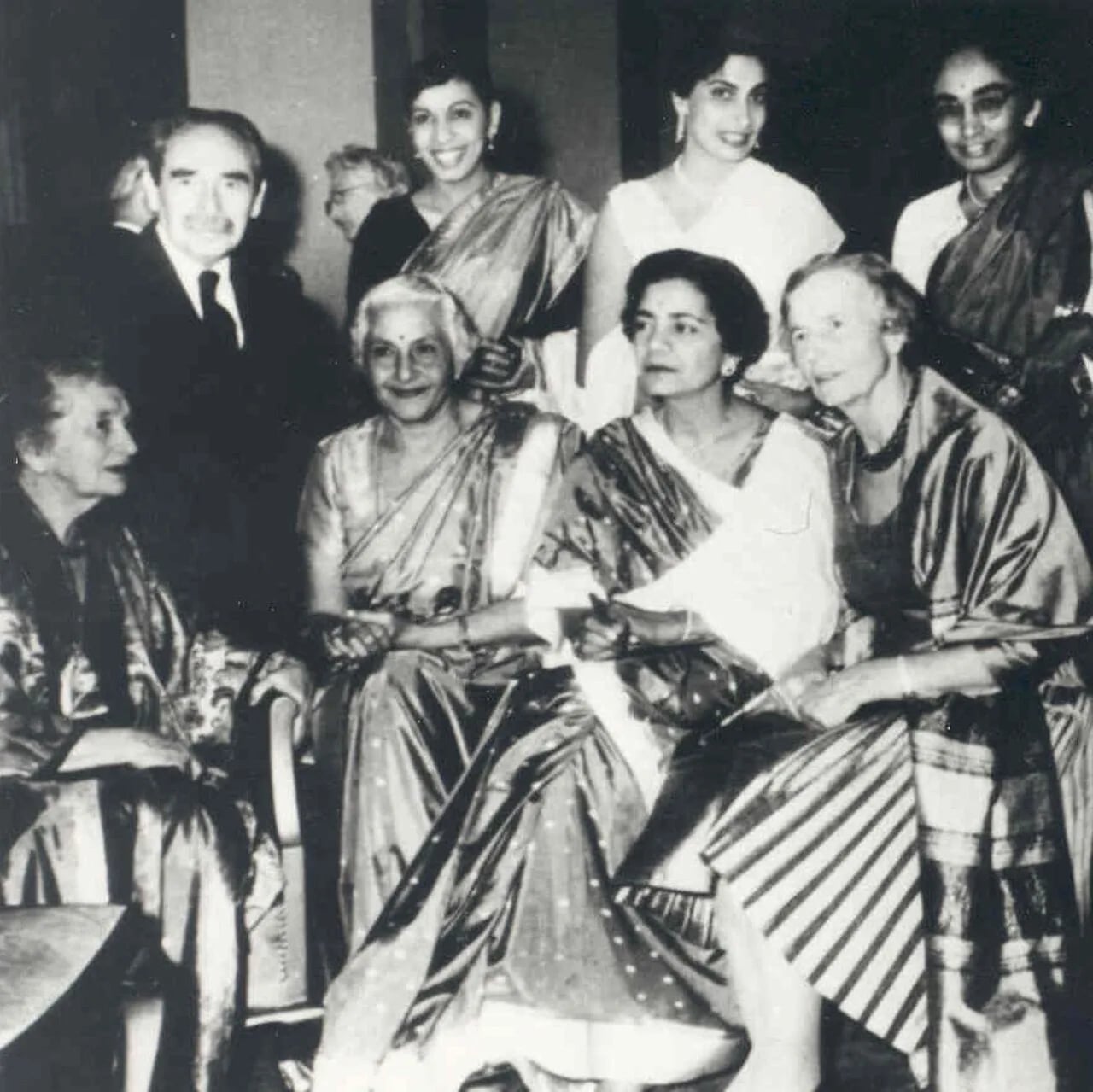 Porträt von Dhanvanthi Rama Rau (1893–1987) – Gedenkseite