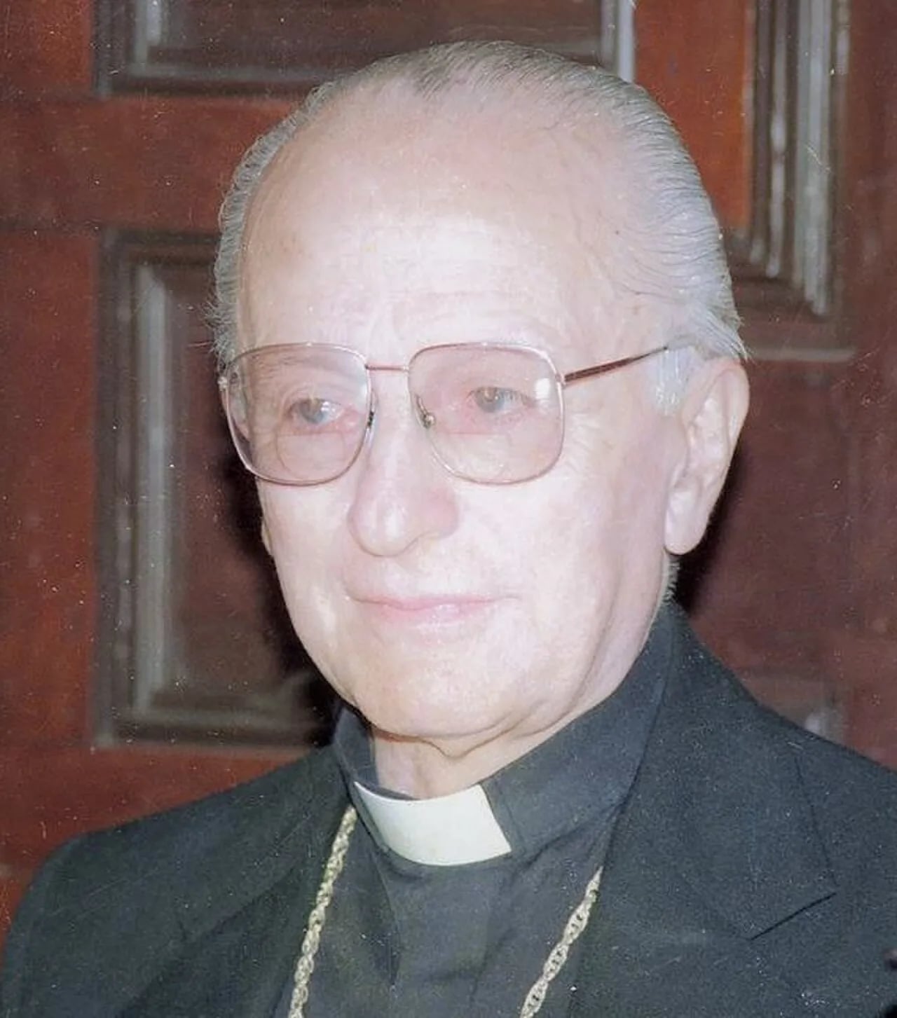 Porträt von Augusto Vargas Alzamora (1922–2000) – Gedenkseite