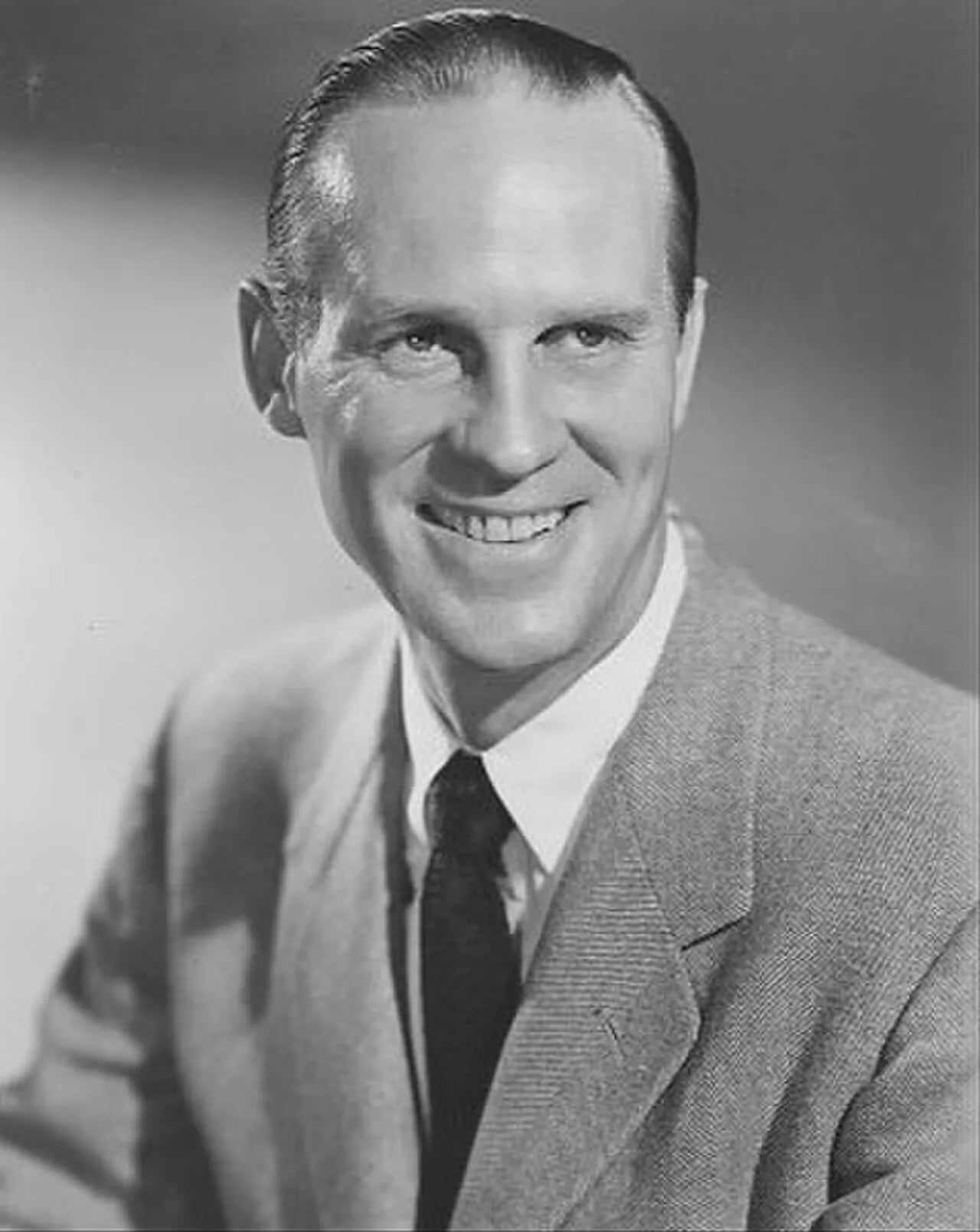 Portrait of Don MacLaughlin (1906–1986) – memorial page