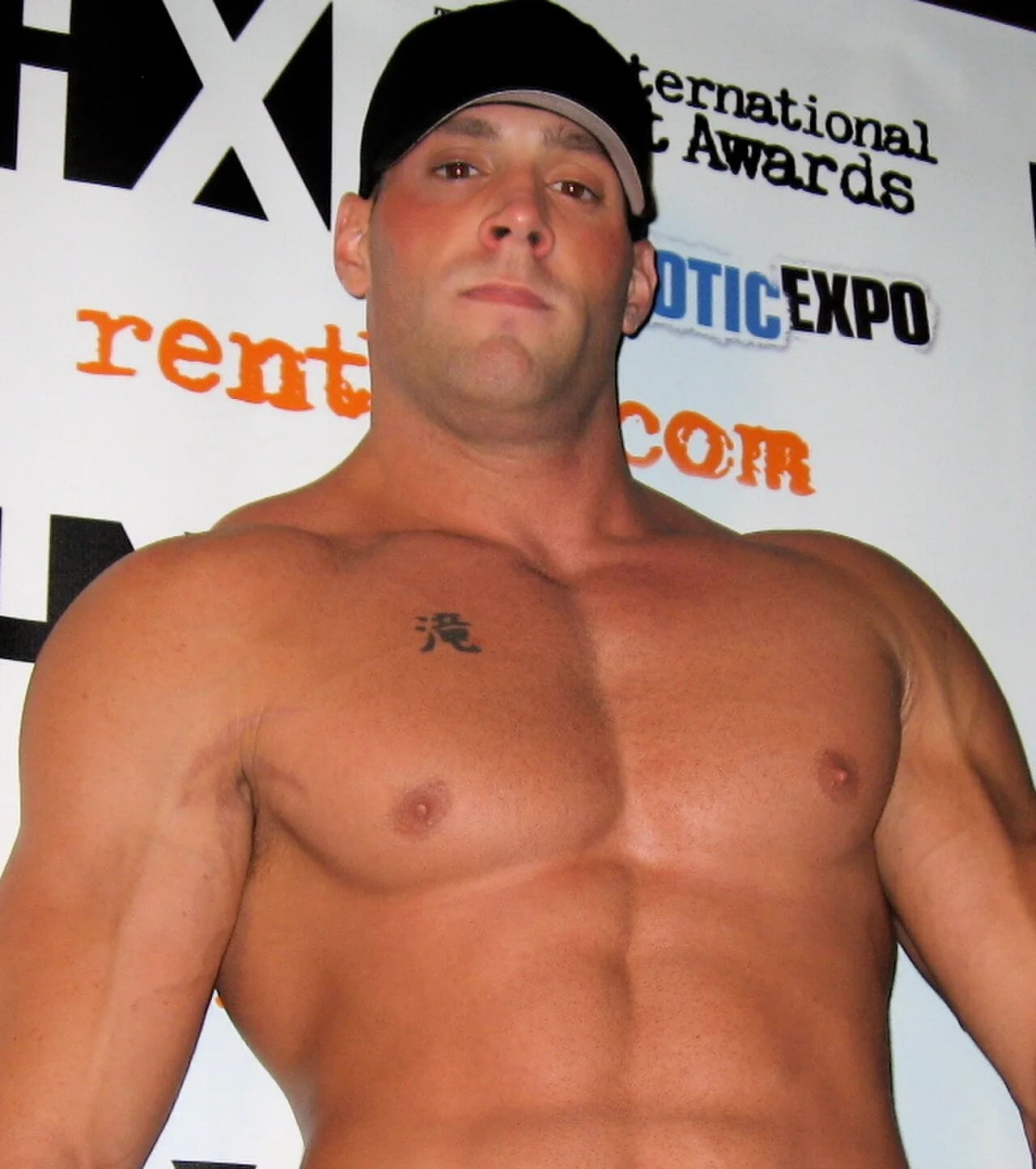 Porträt von Erik Rhodes (1982–2012) – Gedenkseite