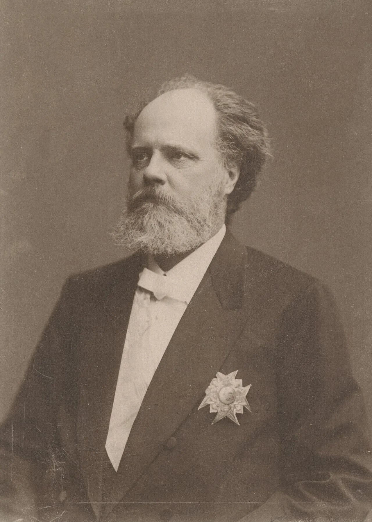 Porträt von Gustaf Åkerhielm (1833–1900) – Gedenkseite