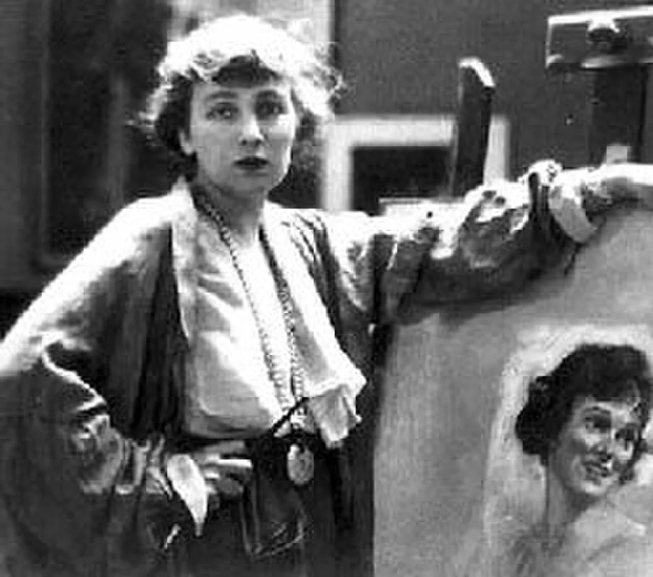 Portrait of Neysa McMein (1888–1949) – memorial page