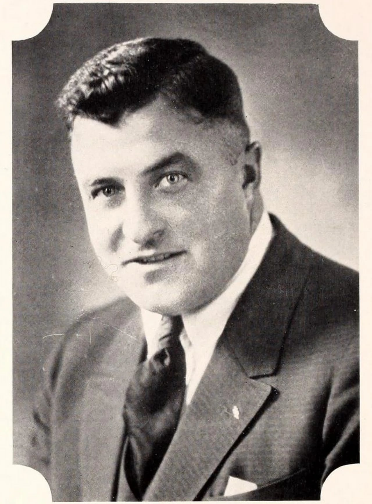 Portrait of Earl Abell (1892–1956) – memorial page